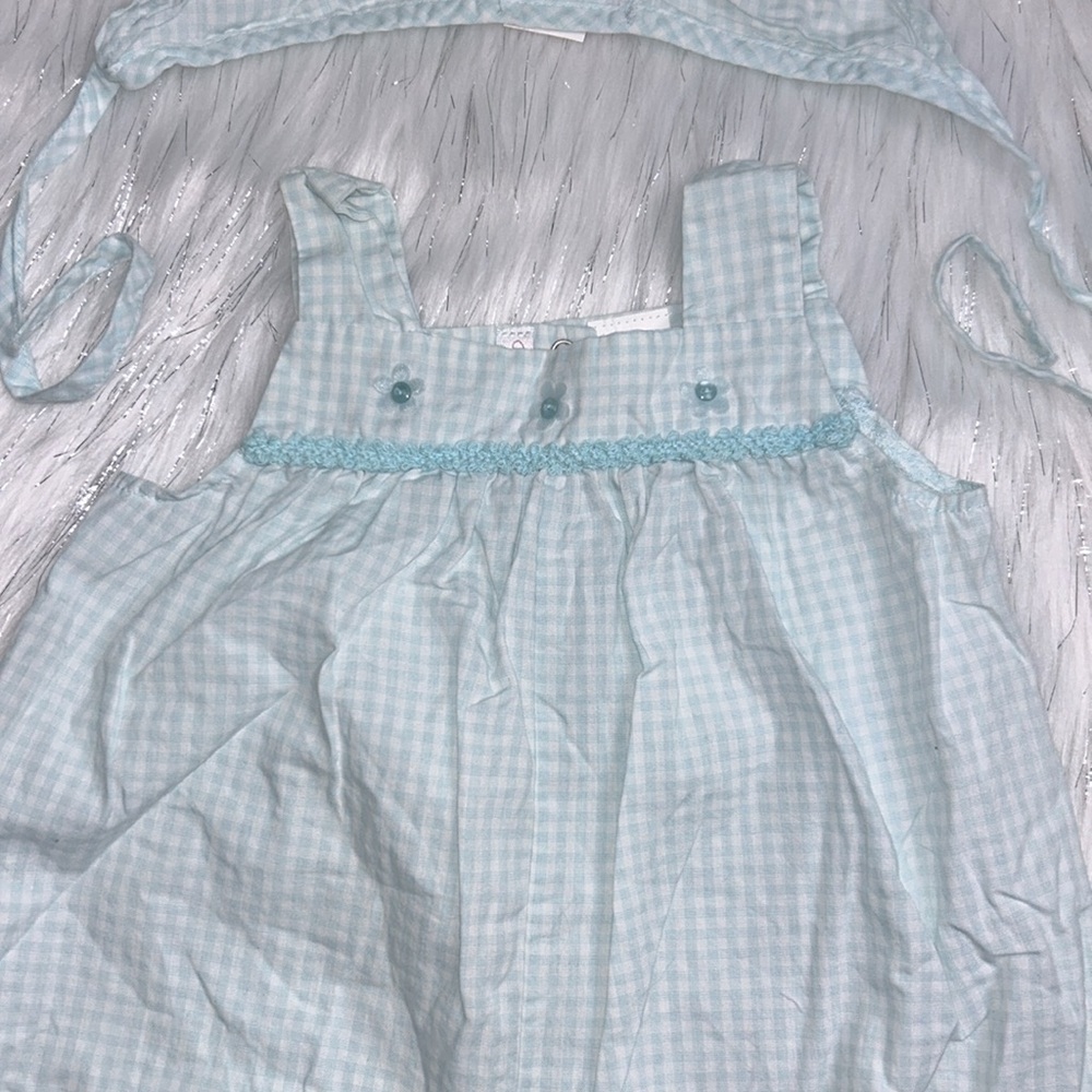 Creme de la Creme 9 months Classic Blue Gingham Onesie with Matching Head Scarf - Picture 2 of 13
